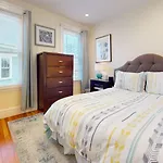 Updated 45 Bed Near Mit, Harvard, Tufts, Red Line